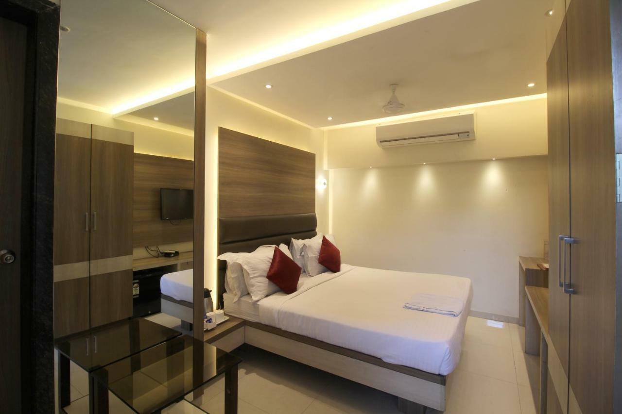 Hotel Shivam Pune Exterior photo