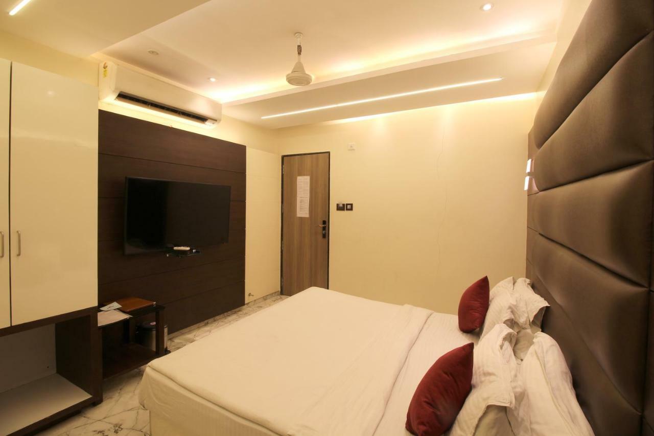 Hotel Shivam Pune Exterior photo