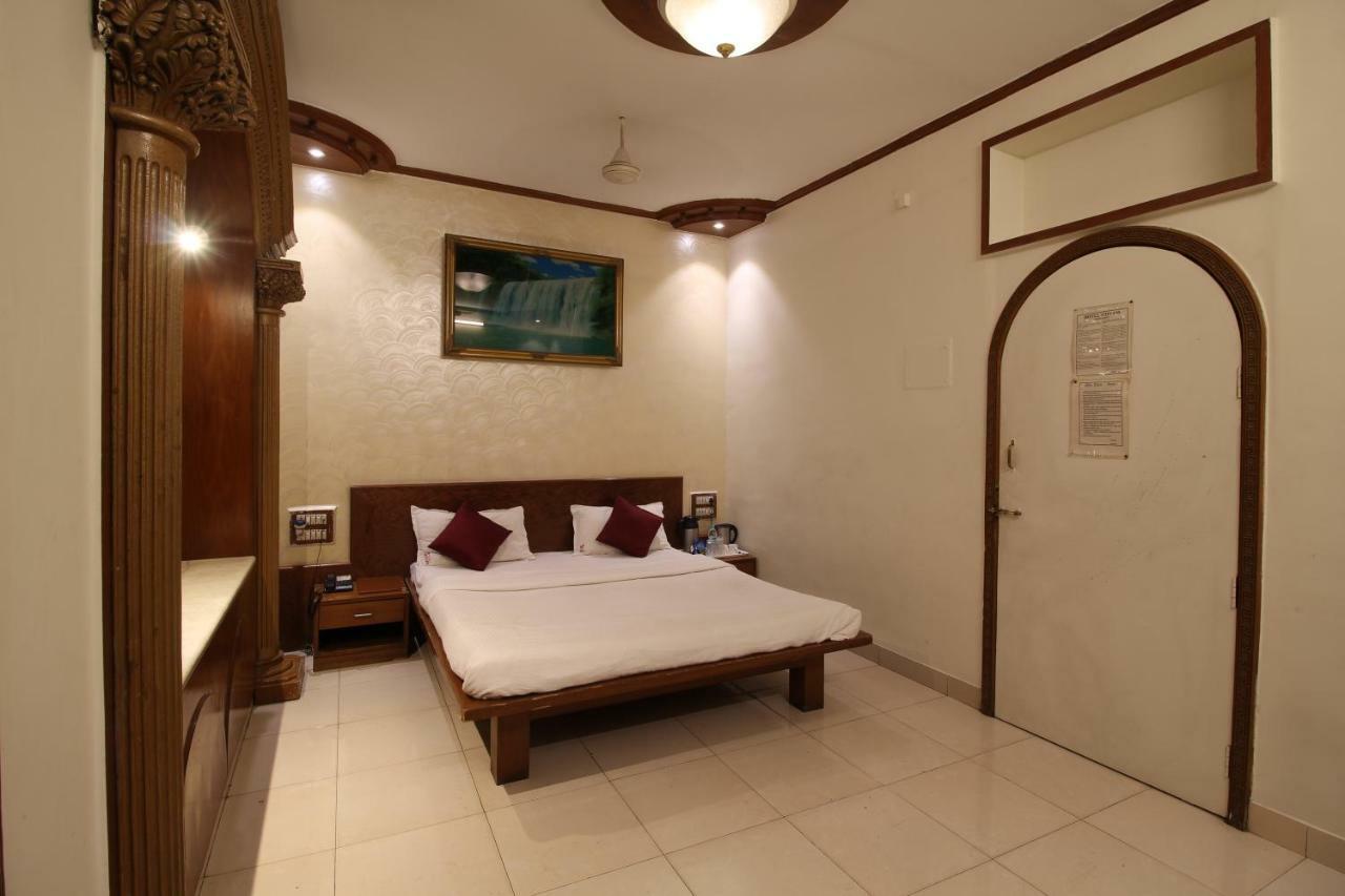 Hotel Shivam Pune Exterior photo