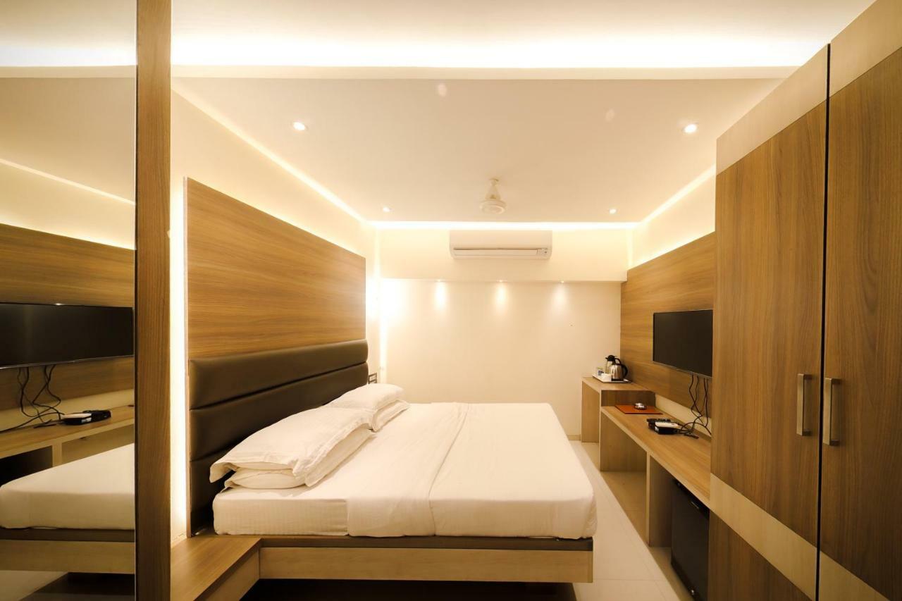 Hotel Shivam Pune Exterior photo