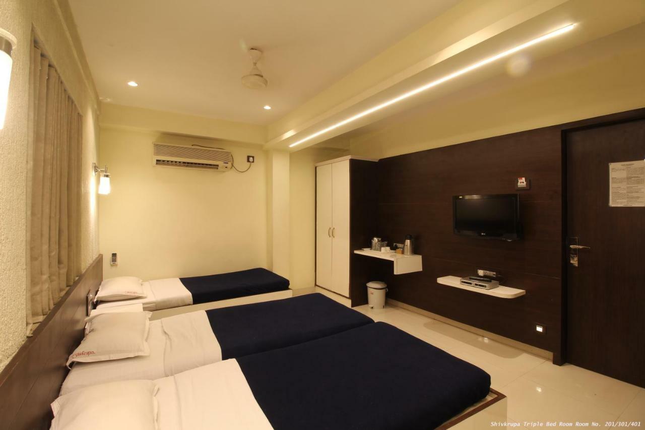 Hotel Shivam Pune Exterior photo